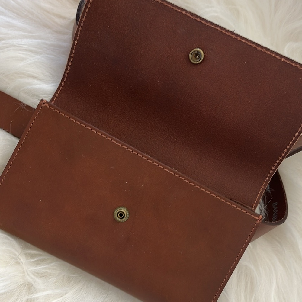 Banana Republic Factory Leather Belt Bag XS/S - Picture 4 of 7